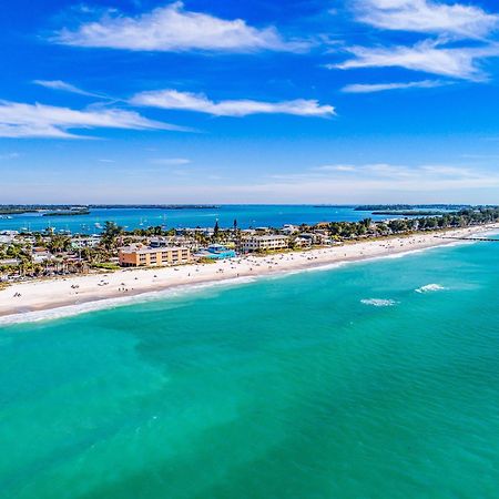 Anna Maria Island Beach Palace Bradenton Beach Exterior photo