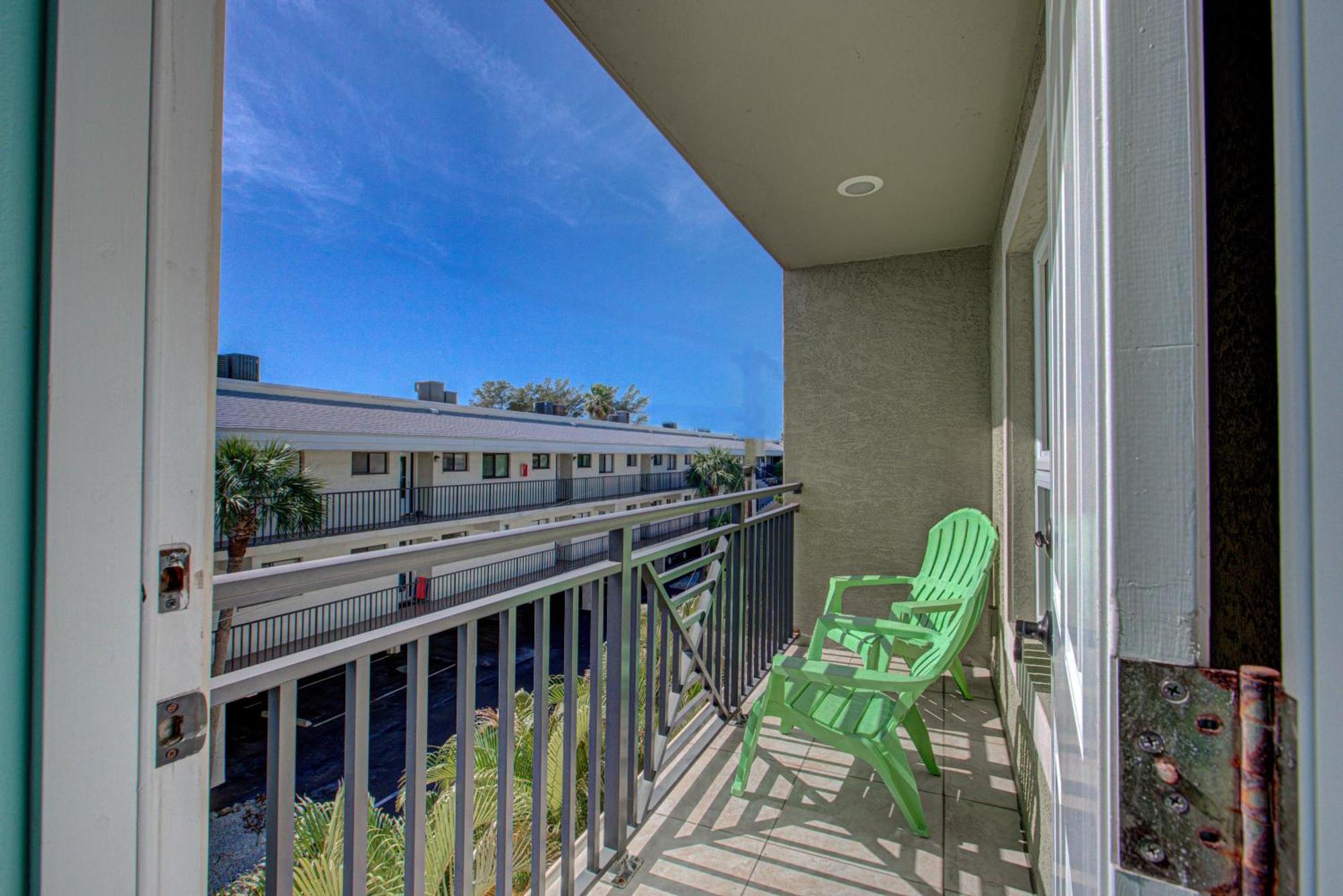 Anna Maria Island Beach Palace Bradenton Beach Exterior photo